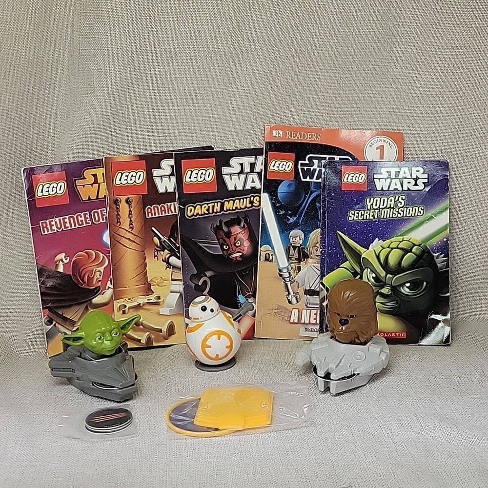 5 Star Wars paperback books and 3‎ McDonald's Happy Meal toys